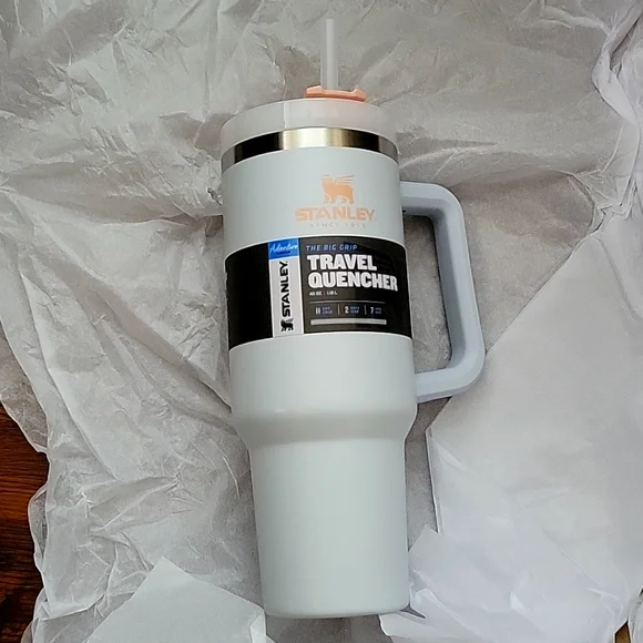 NWT Stanley Adventure Quencher Tumbler 40oz - Picture 1 of 5